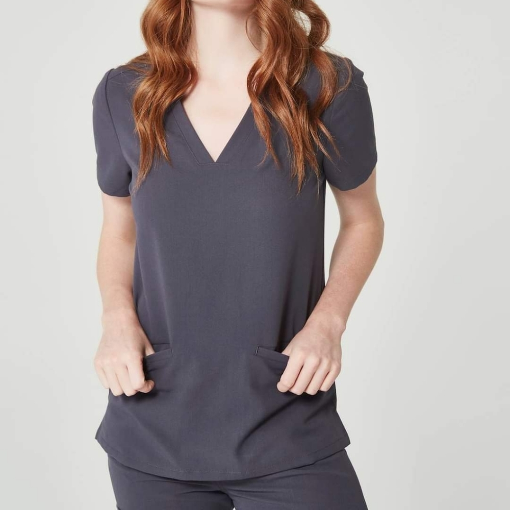 Figs: Charcoal Scrub Top Casma 3 pocket